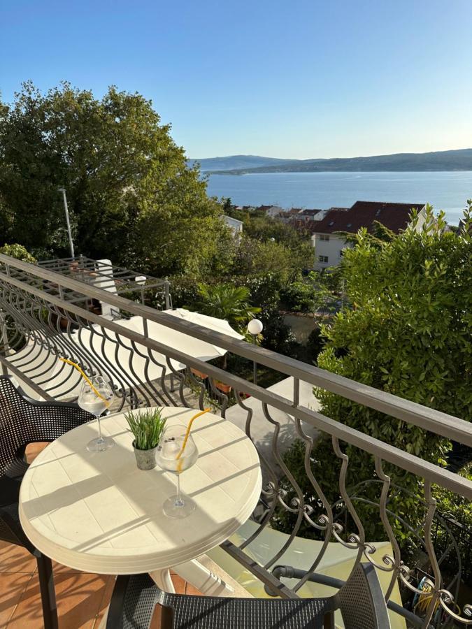 Apartments Badnje Dramalj Zewnętrze zdjęcie